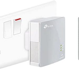 TP-Link TL-PA4010KIT Nano AV600 Powerline Adapter Starter Kit, Up to 300 m range, No Configuration Required, UK Plug